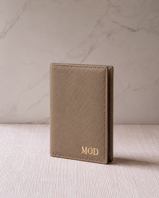 Travel Sleeve | Portapasaporte de piel