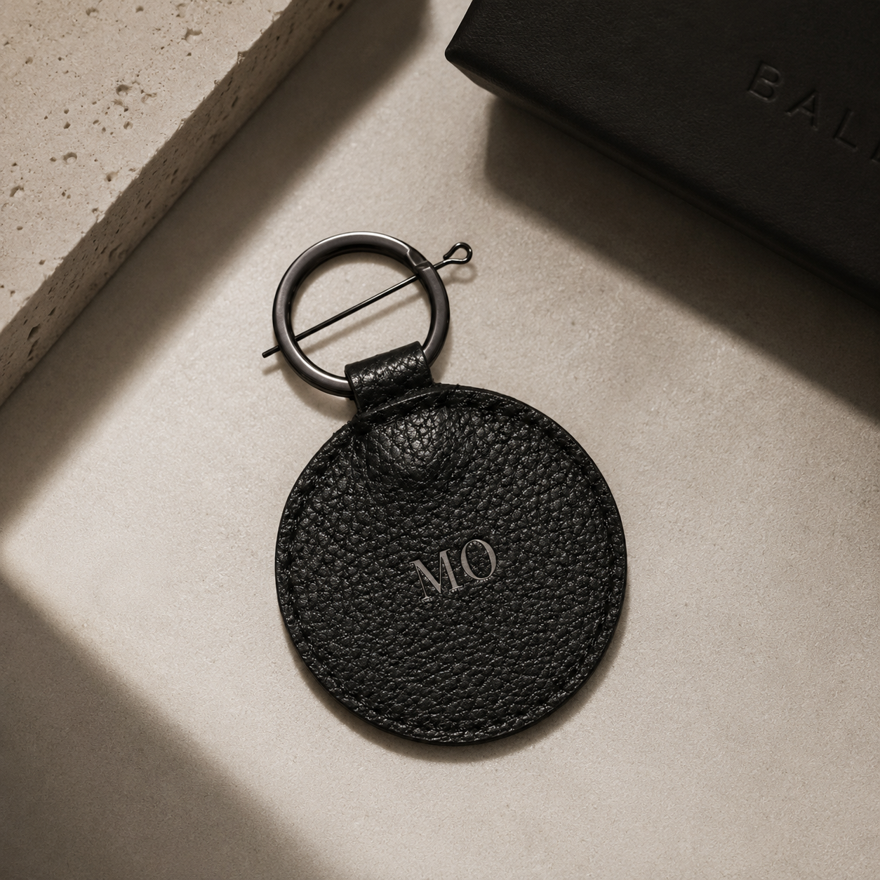 Round Keychain | Llavero redondo de piel